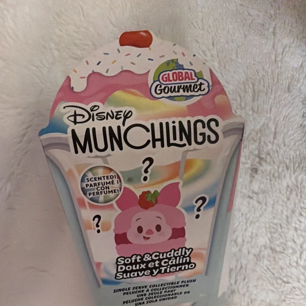Munchlings Disney Single Serve Scented Collectible Plush